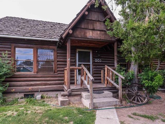 House for sale in Dorris, California
