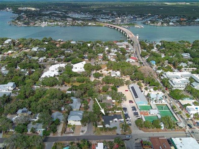 House for sale in New Smyrna Beach, Florida