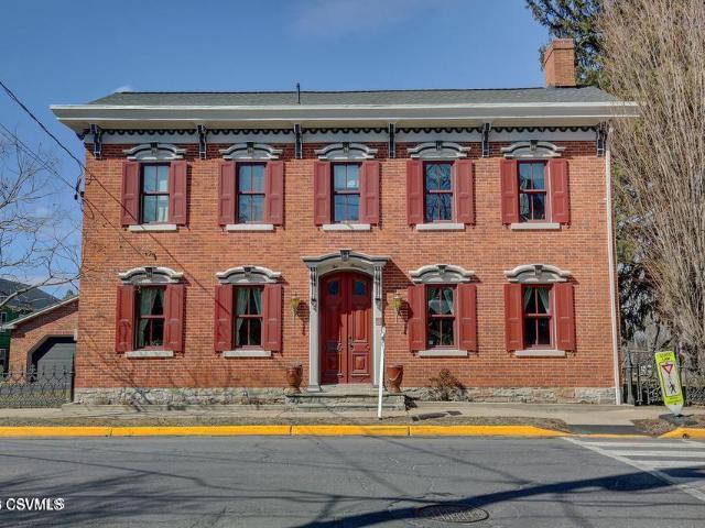 House for sale in Lewisburg, Pennsylvania