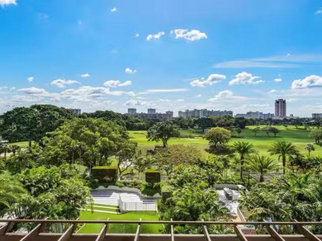 Condo for sale in Boca Raton