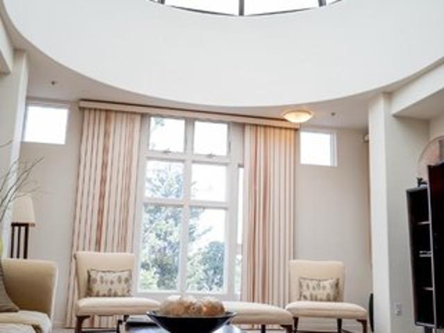 Condo for sale in Palo Alto, California