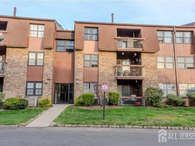 Condo for sale in Middlesex, New Jersey