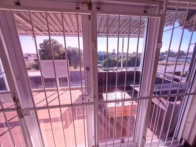 Office for rent in Blouberg, Western Cape