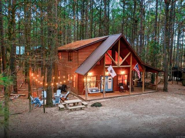 House for sale in Broken Bow, McCurtain County