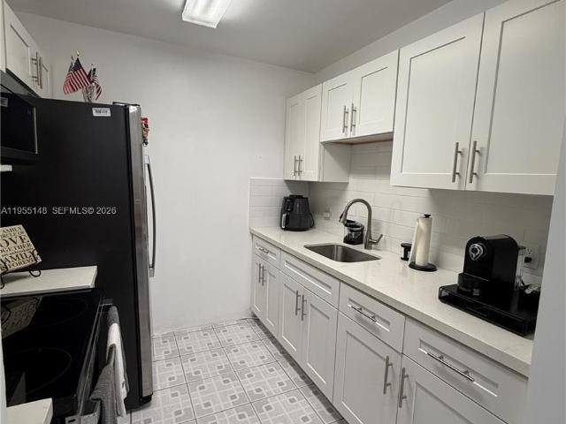 Condo for sale in Pembroke Pines, Florida