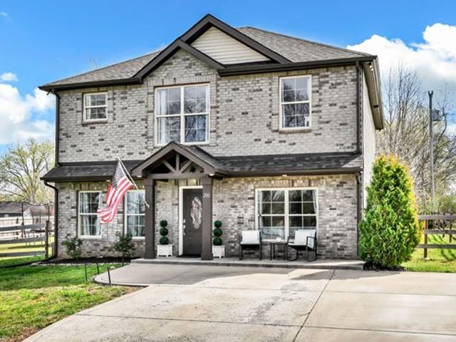 House for sale in Fort Campbell, Kentucky