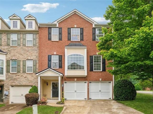 Townhouse for sale in Canton