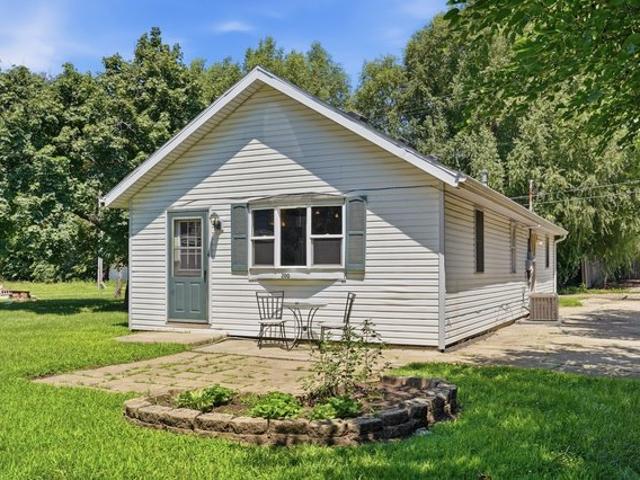 House for sale in Whiteside, Illinois