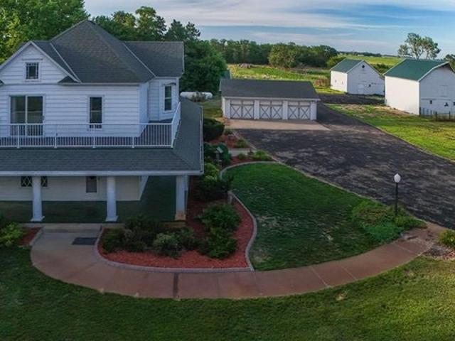 House for sale in Tyndall, South Dakota