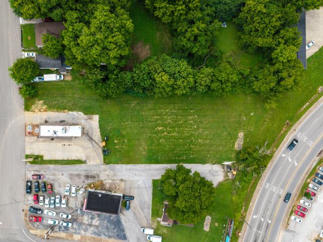 Commercial for sale in Columbia