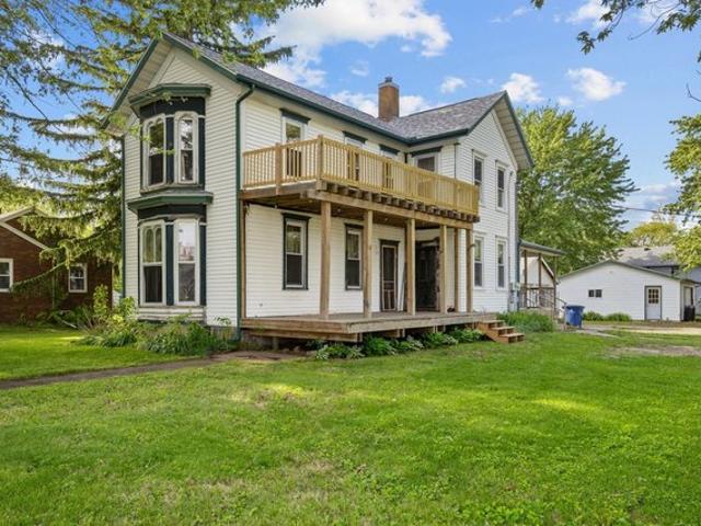 House for sale in Cambridge, Illinois
