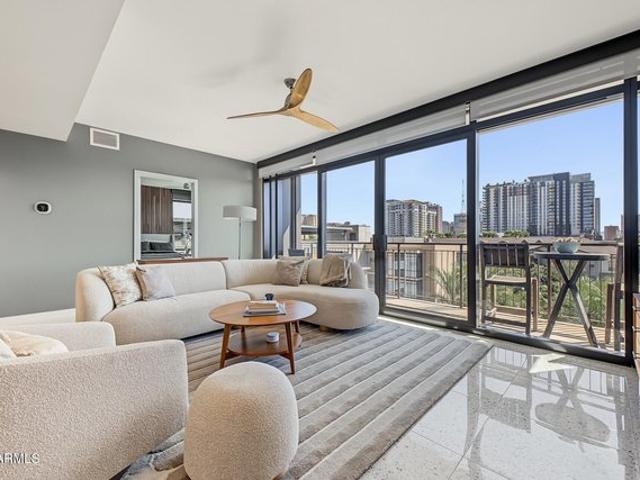 Condo for sale in Phoenix, Maricopa County
