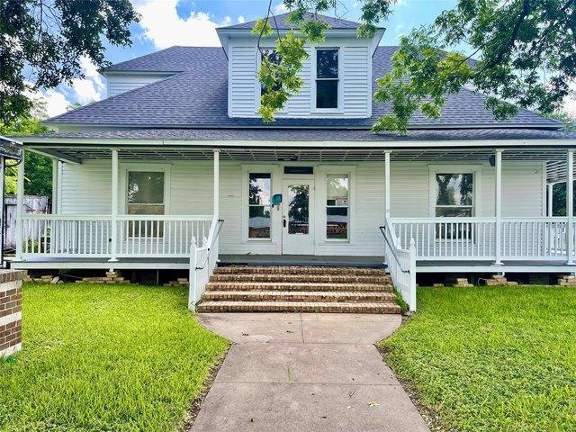 House for sale in Eagle Lake, Texas