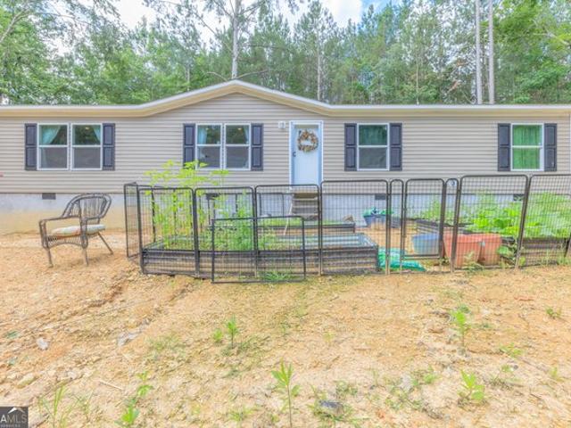 House for sale in Chickamauga, Georgia