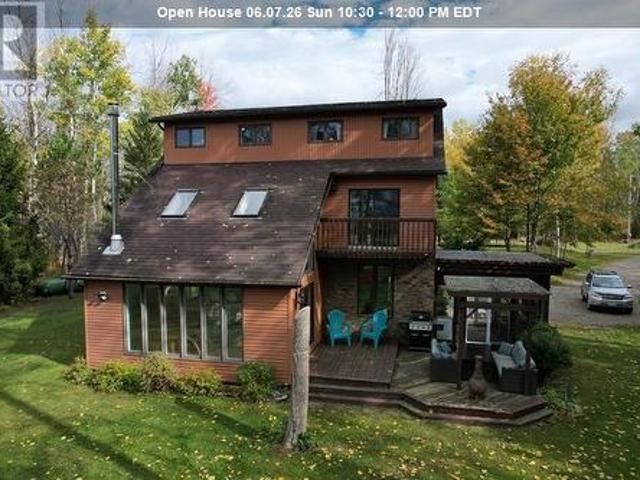 House for sale in Ontario