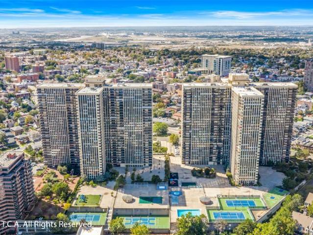 Condo for sale in Cliffside Park, New Jersey