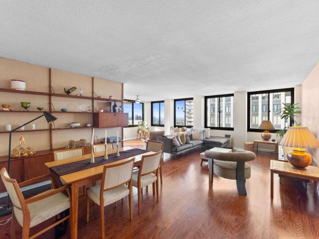 Condo for sale in Cliffside Park, New Jersey