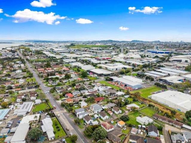Townhouse for sale in Mount Wellington, Maungakiekie-Tāmaki