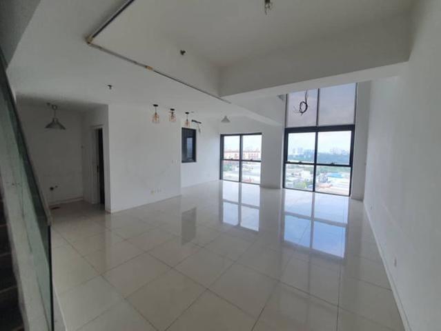 Serviced Residence for sale in Petaling, Damansara Damai