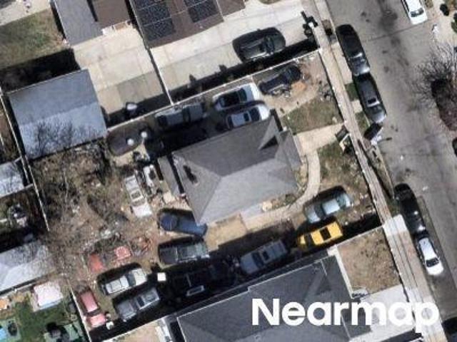 House for sale in Queens, Arverne