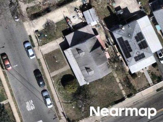 House for sale in Queens, Arverne