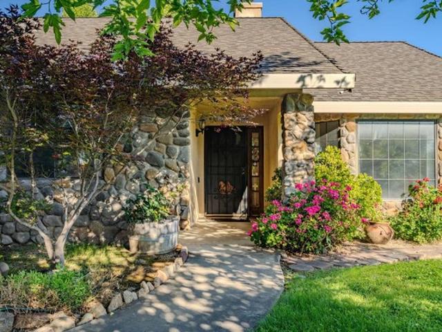 House for sale in Lockeford, California