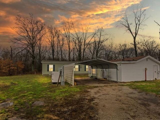 House for sale in Clinton, Illinois