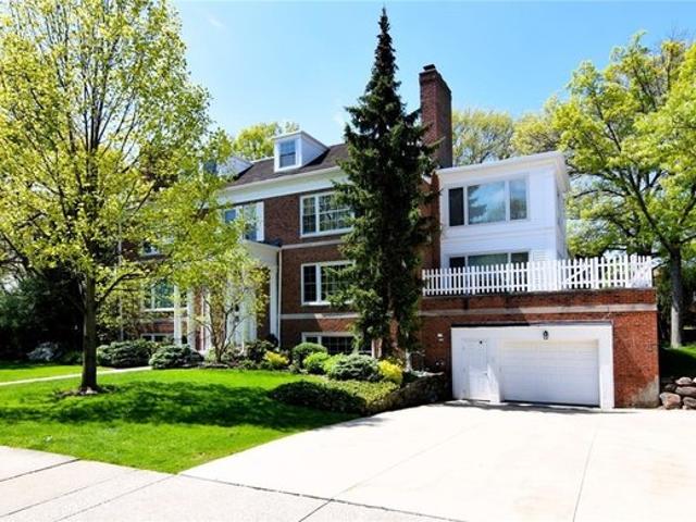 Condo for sale in Shaker Heights, Ohio