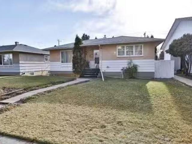 House for sale in Lethbridge, Alberta