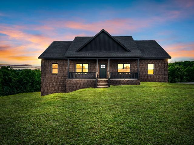 House for sale in Red Boiling Springs, Middle Tennessee