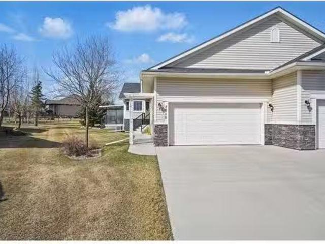 House for sale in High River, Alberta