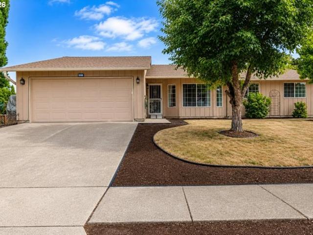 House for sale in Oregonia