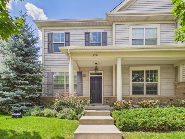 Townhouse for sale in Glenview, Cook County