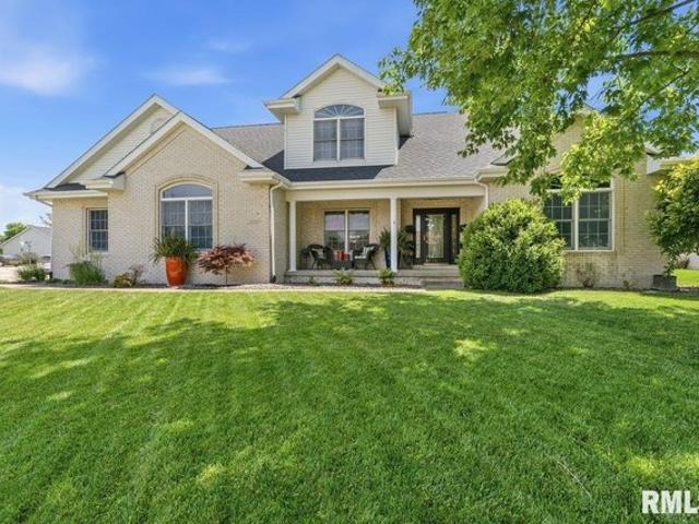 House for sale in Chatham, Illinois