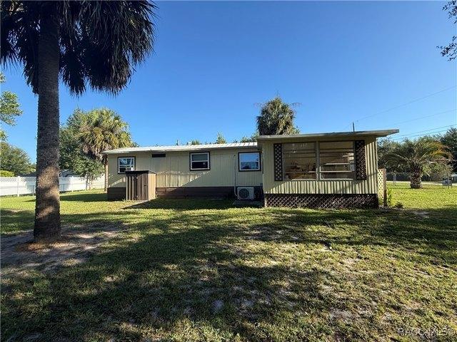 House for sale in Inglis, Florida