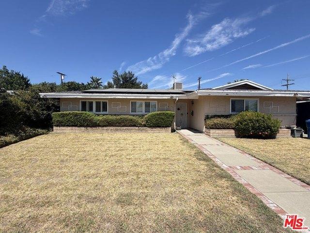 House for sale in Chatsworth Neighborhood Council District, Canoga Park