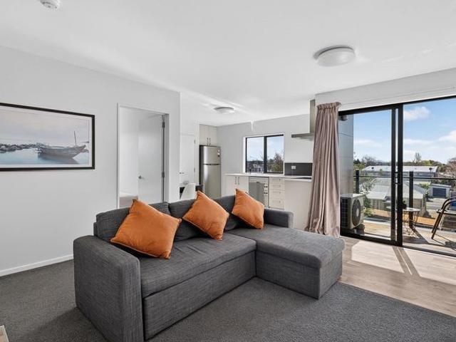 Apartment for rent in Heathcote, Canterbury