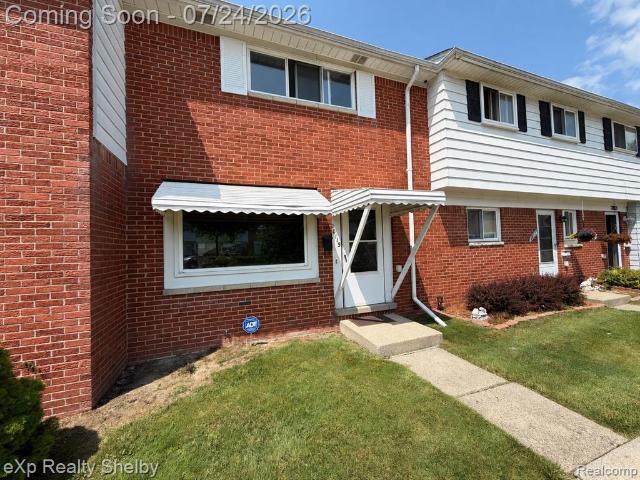 Condo for sale in Clinton Township, Michigan