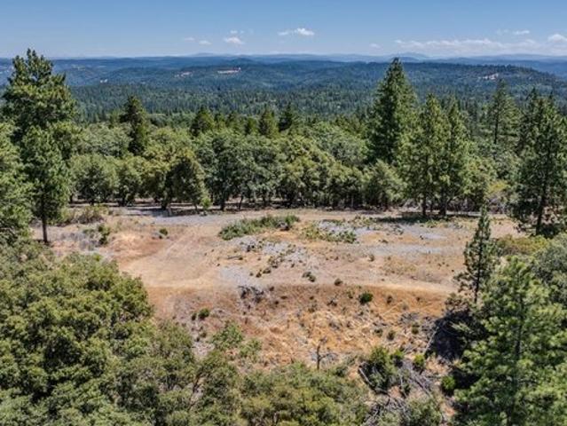 Land for sale in Pine Grove, California