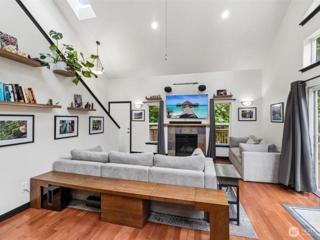House for sale in Washington