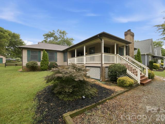 House for sale in Mecklenburg, North Carolina
