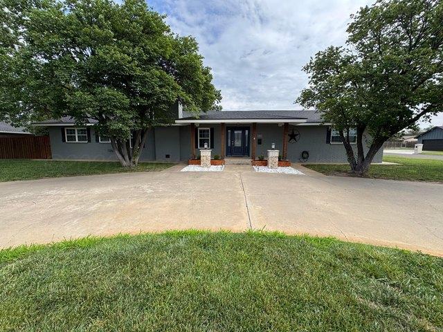 House for sale in Canyon, Randall County