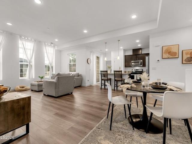 Townhouse for sale in Reno, Nevada