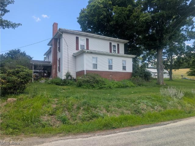 House for sale in Dover, Ohio