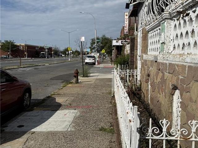 House for sale in Arverne, New York