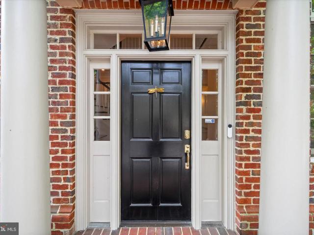 Townhouse for sale in Falls Church Townhouse for sale in Falls Church