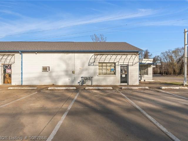 Commercial for sale in Ark
