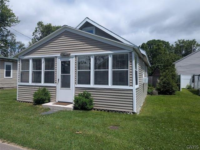 House for sale in Oneida, New York