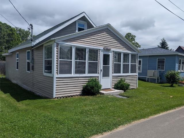 House for sale in Oneida, New York
