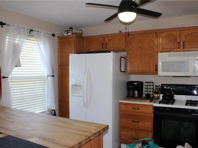 Townhouse for sale in Claridge, Pennsylvania